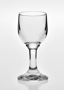 Schnapps glass on foot 3729