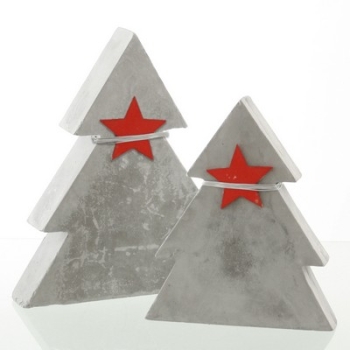 Tanne, Beton, roter Stern, 24