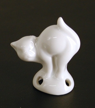 TROPFENFÄNGER KATZE MIT BUCKEL