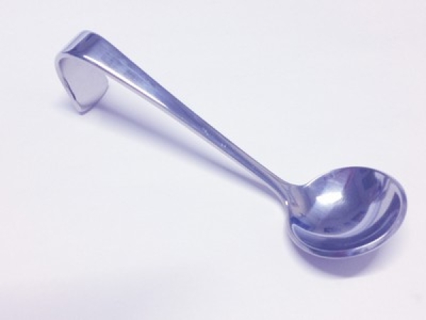 SAHNELÖFFEL 18/10 POLIERT